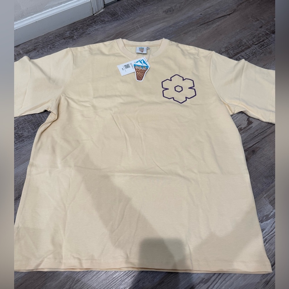 Men’s t shirt